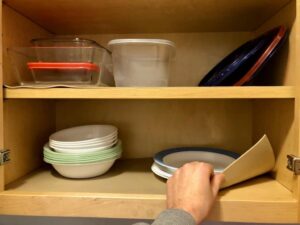 Should i use shelf liner in my cabinets