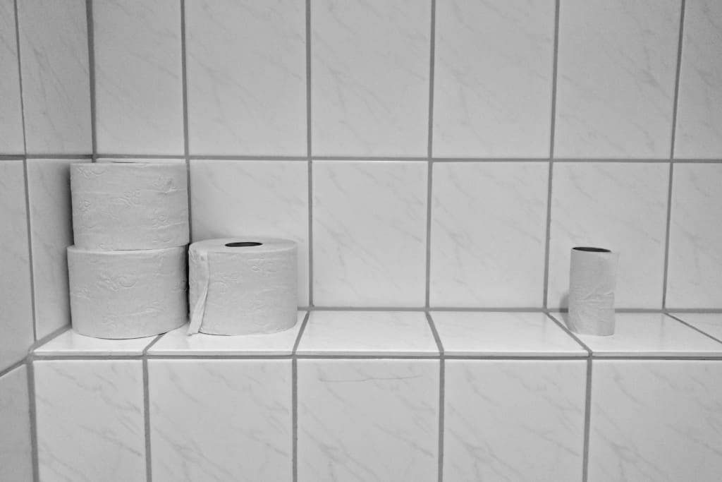 So lagern Sie Toilettenpapier