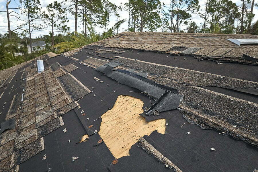 beschädigtes Dach