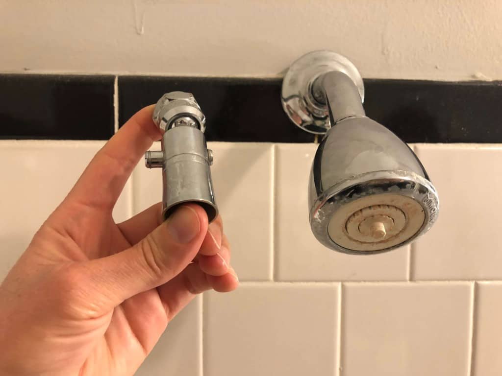 Erhöht ein kleinerer Duschkopf den Wasserdruck?