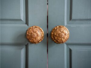 vintage door knobs